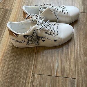 Treve Miranda Sneakers (Women’s)